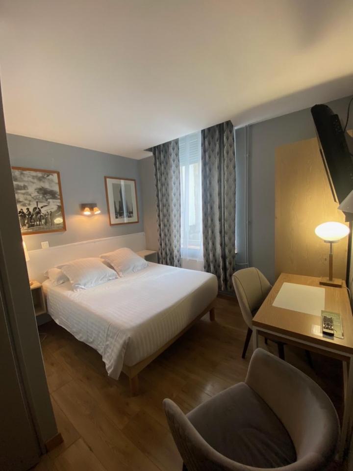 Hotel Le Pelican Charleville-Mezieres Luaran gambar